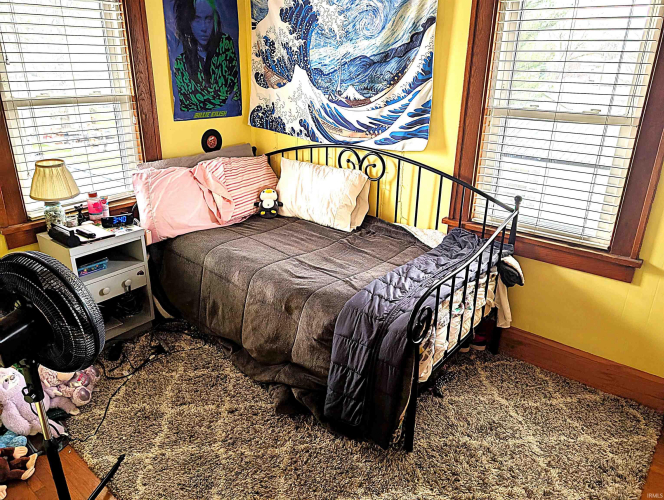 Listing Image 20