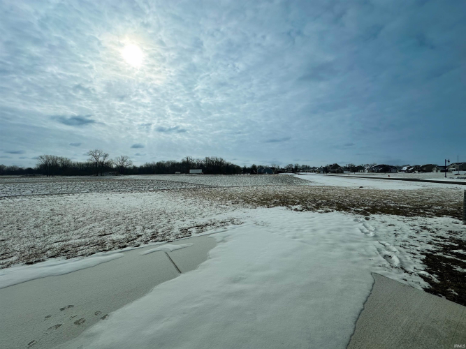 Listing Image 17