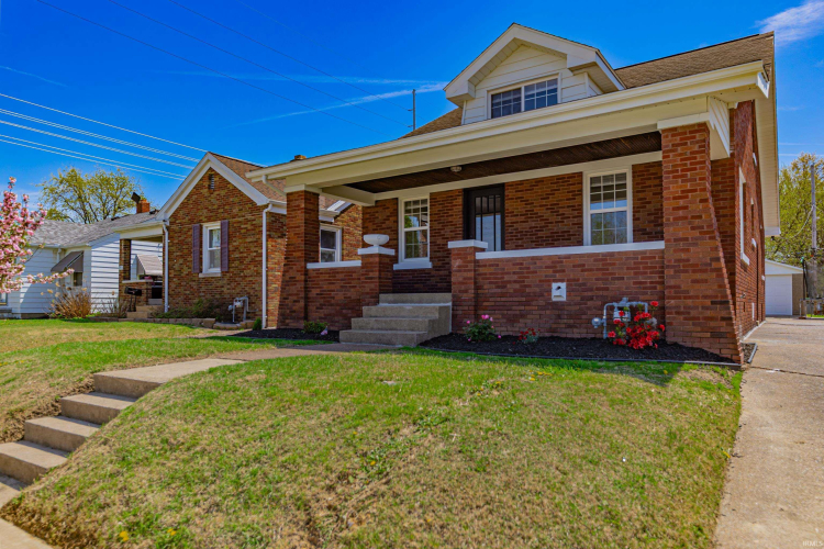 Listing Image 3