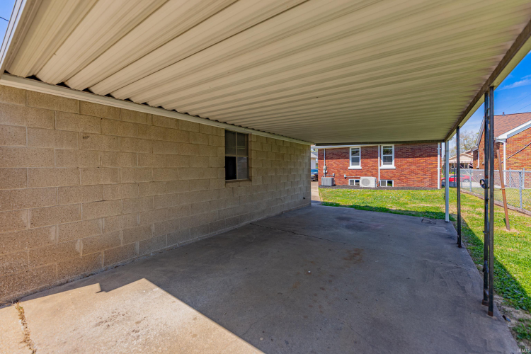 Listing Image 33