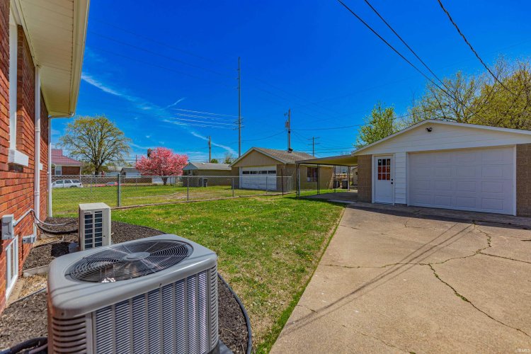 Listing Image 35