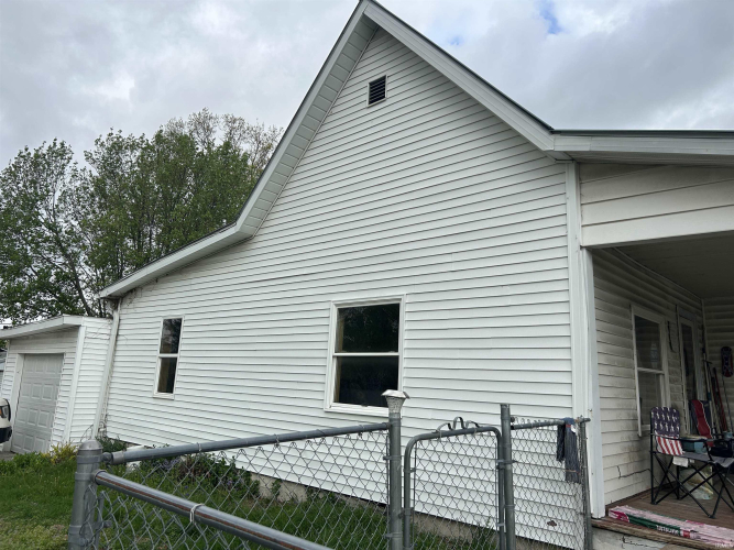Listing Image 24