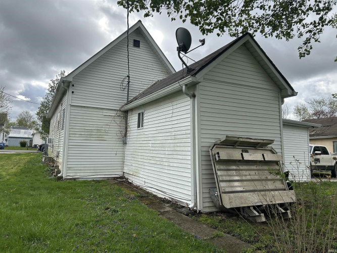Listing Image 27