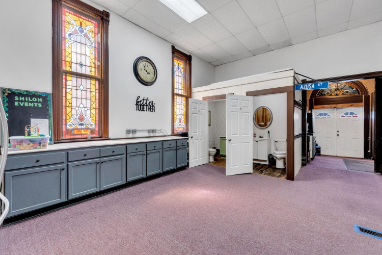 Listing Image 21