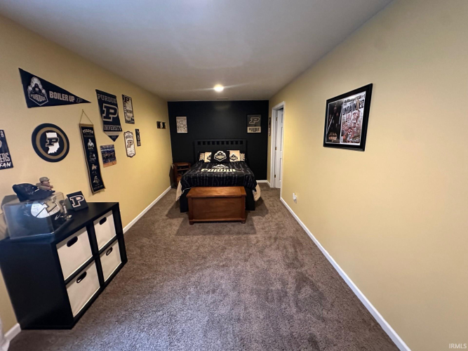 Listing Image 33