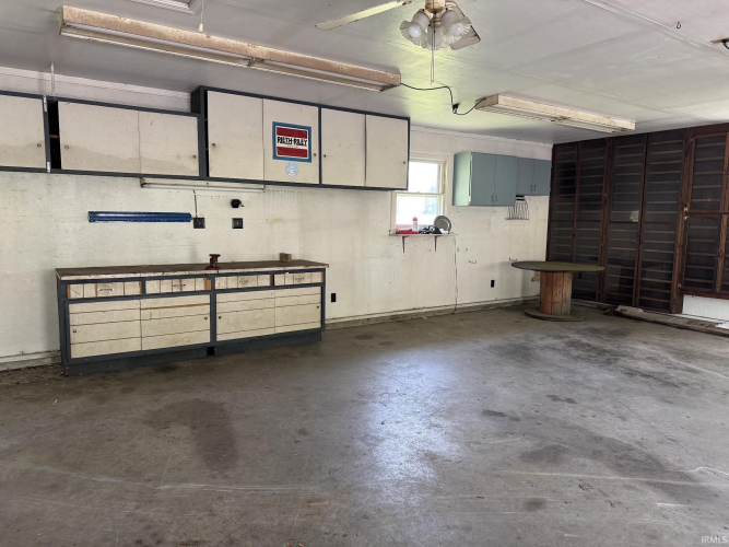 Listing Image 24