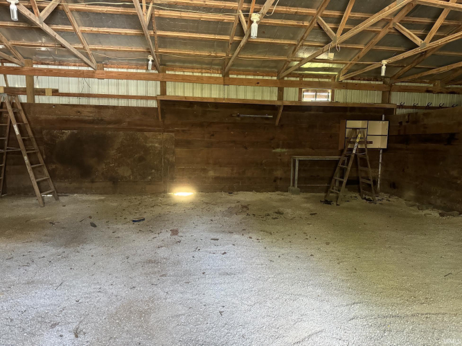 Listing Image 32