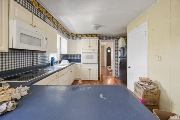 Listing Image 20