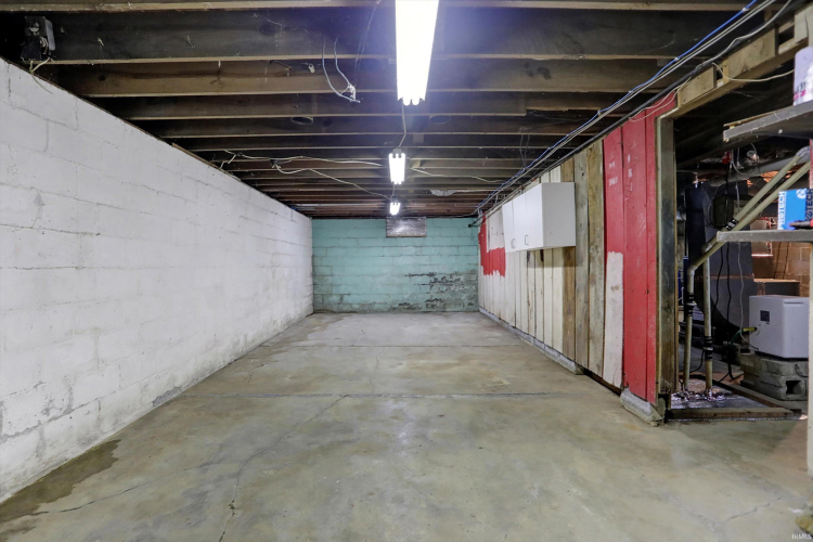Listing Image 33