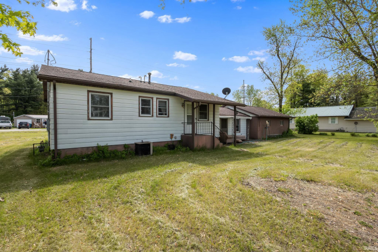 Listing Image 6