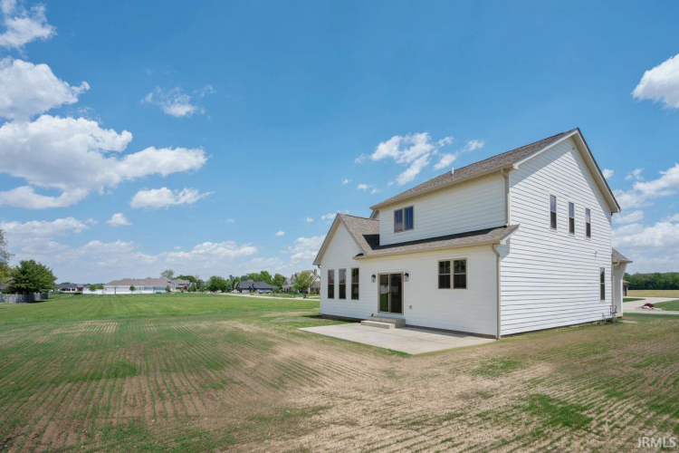 Listing Image 24