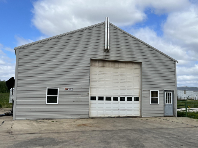Listing Image 28