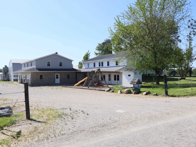 Listing Image 35