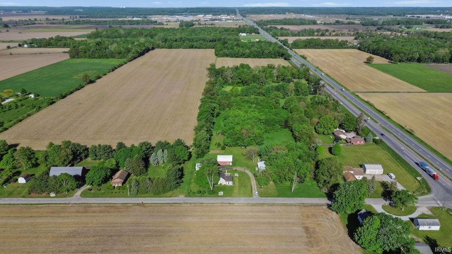 Listing Image 4