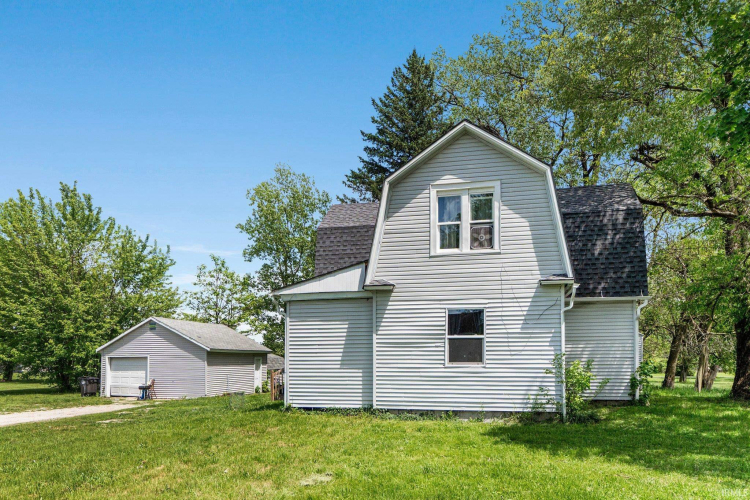 Listing Image 16