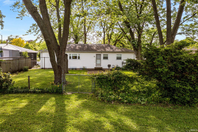 Listing Image 18