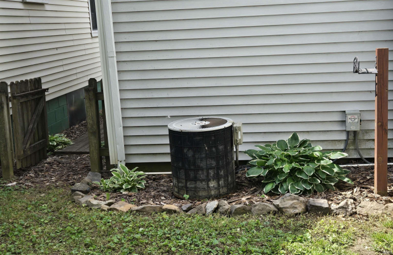 Listing Image 7