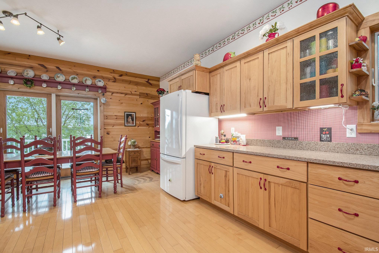 Listing Image 13