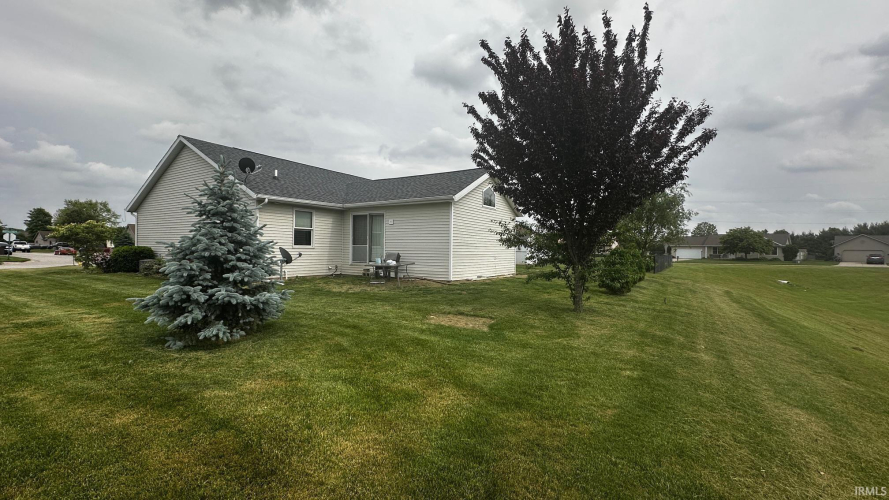 Listing Image 6