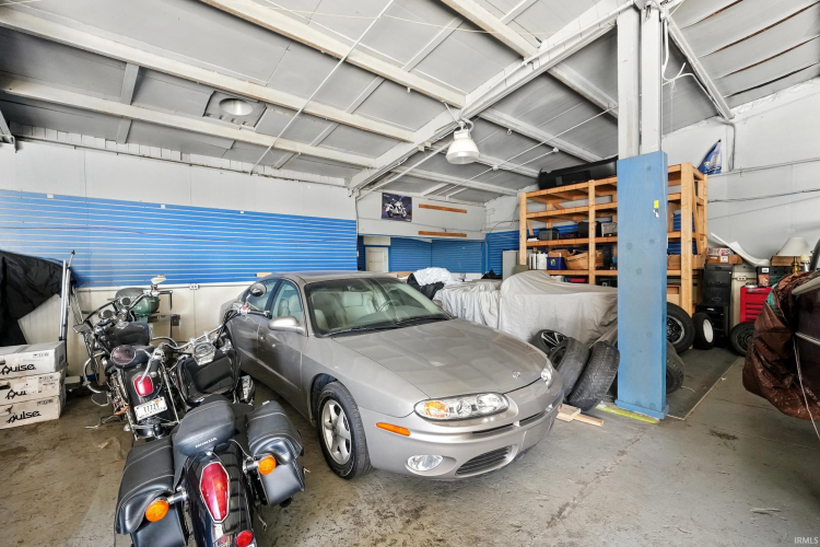 Listing Image 33