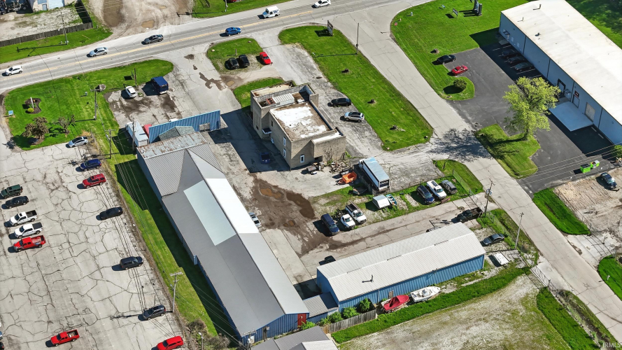 Listing Image 9
