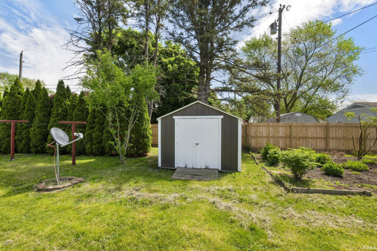 Listing Image 25