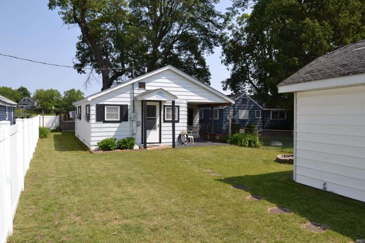 Listing Image 13