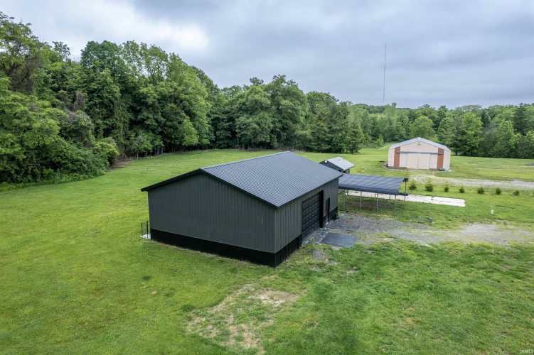 Listing Image 11