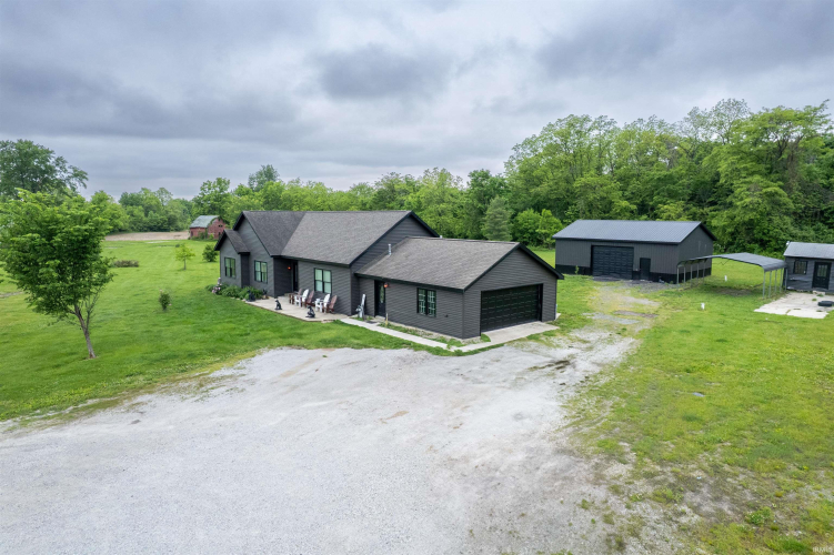 Listing Image 4