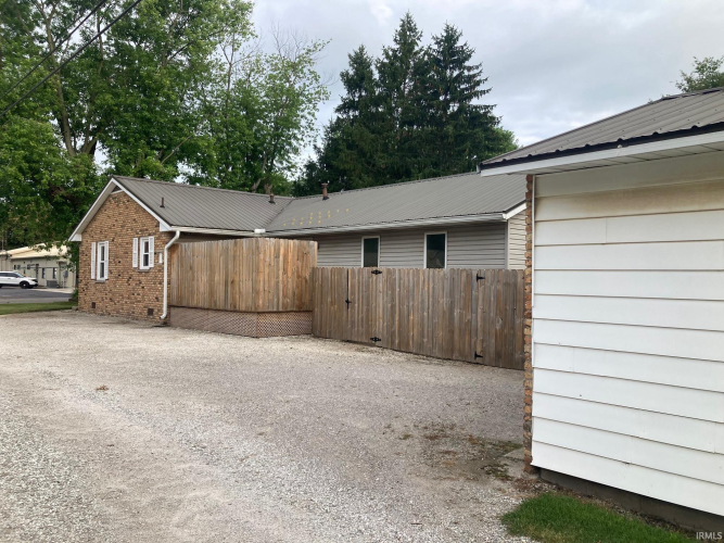 Listing Image 25
