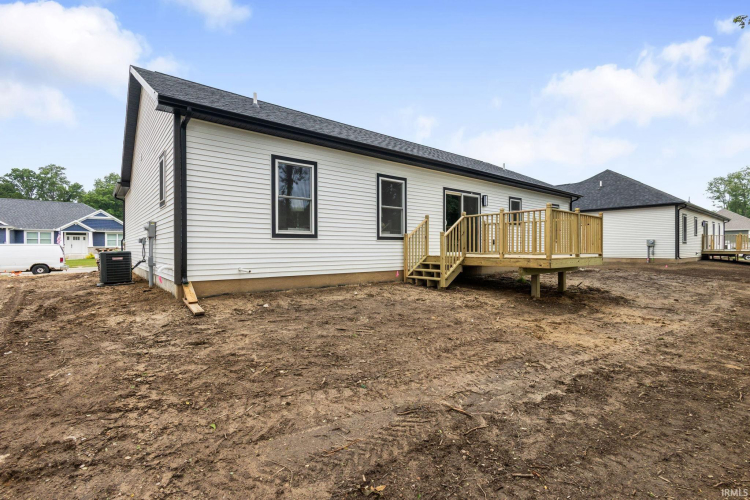 Listing Image 28