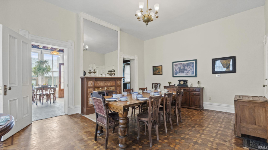Listing Image 14