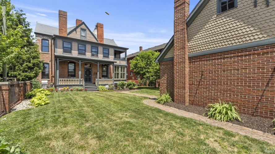 Listing Image 6