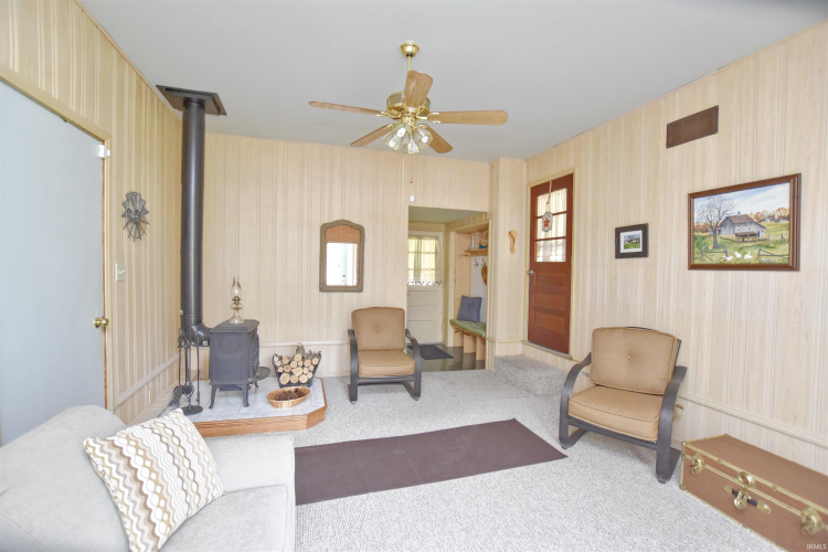 Listing Image 15
