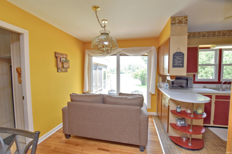 Listing Image 20