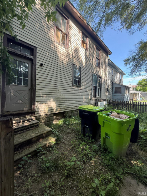 Listing Image 7
