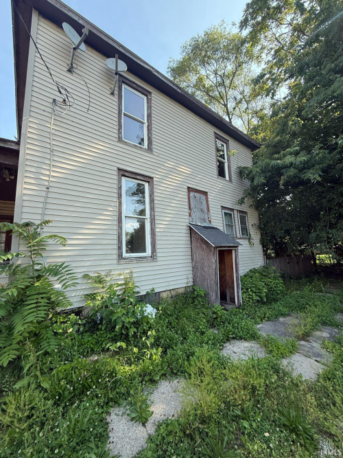Listing Image 10