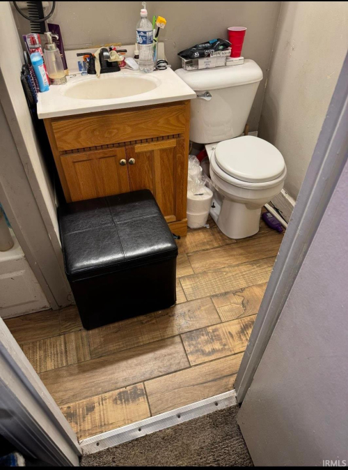 Listing Image 11