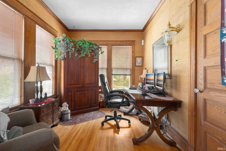 Listing Image 13