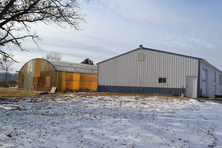 Listing Image 19