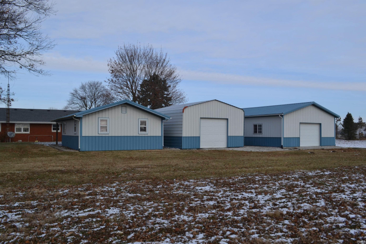 Listing Image 24