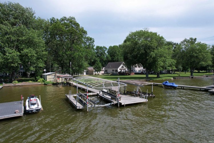 Listing Image 5