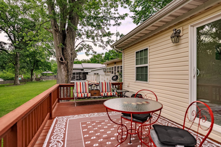 Listing Image 18