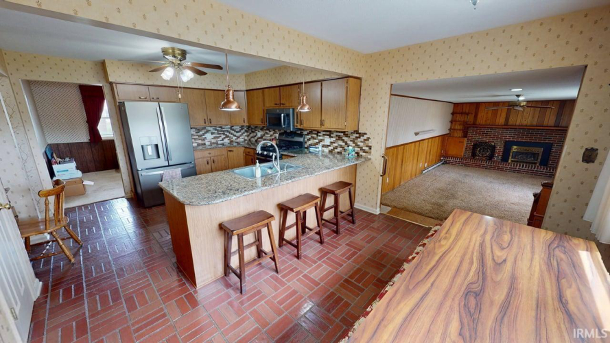 Listing Image 14