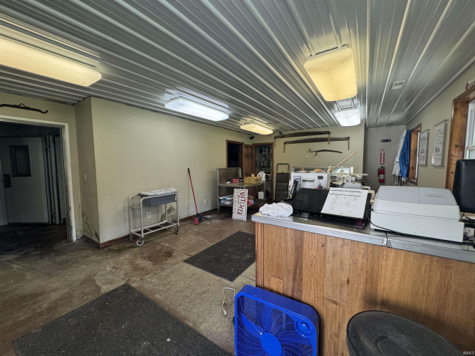 Listing Image 14
