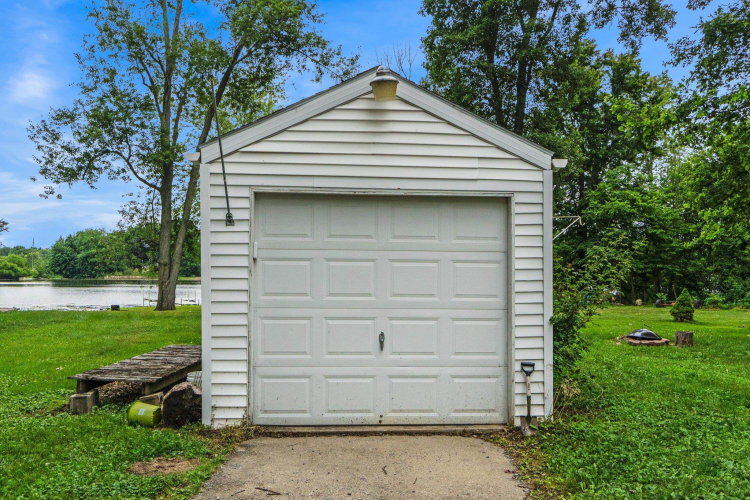 Listing Image 27
