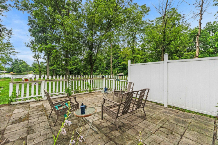 Listing Image 28