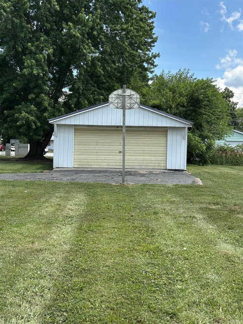 Listing Image 7