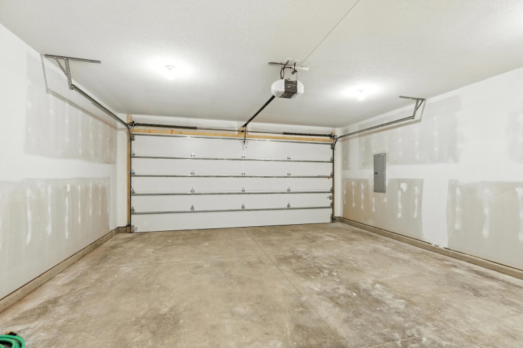 Listing Image 29