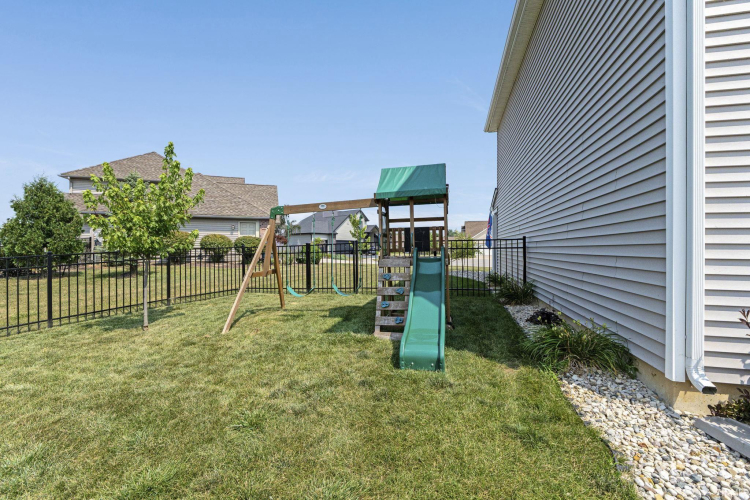 Listing Image 33